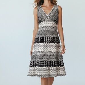 Adrianna Papell Pattern Sheath Mini Dress in Black and White Size 12